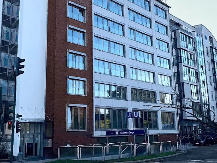 Gebäude